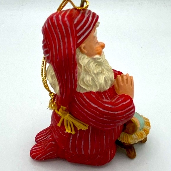 Vintage Giordano Art Kneeling Santa In Red Stripped PJs Kneeling by Baby Jesus - Picture 3 of 7